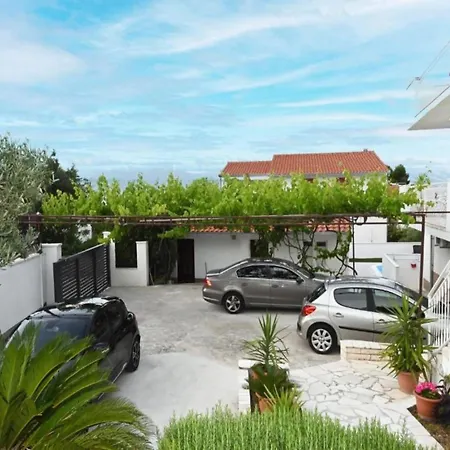 Apartman Mihovilovi *